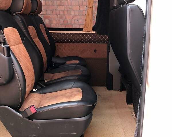 Білий Мерседес Sprinter, об'ємом двигуна 2.14 л та пробігом 282 тис. км за 19500 $, фото 5 на Automoto.ua