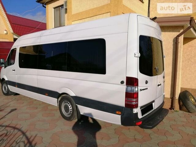 Белый Мерседес Sprinter, объемом двигателя 0 л и пробегом 360 тыс. км за 33000 $, фото 1 на Automoto.ua