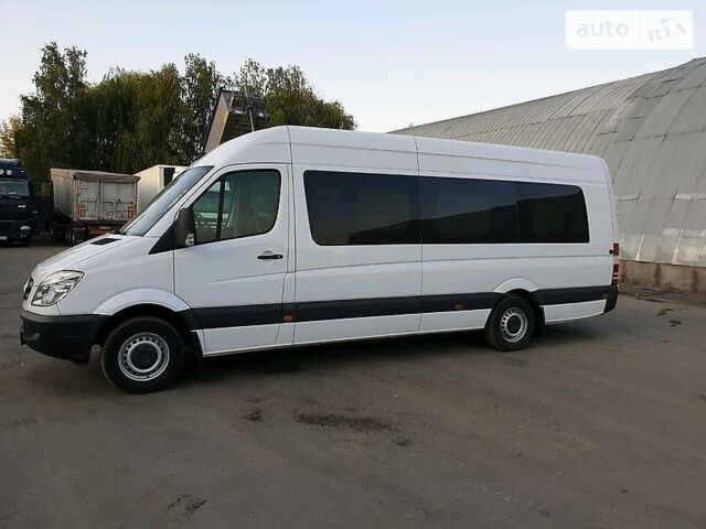 Білий Мерседес Sprinter, об'ємом двигуна 0 л та пробігом 360 тис. км за 33000 $, фото 4 на Automoto.ua