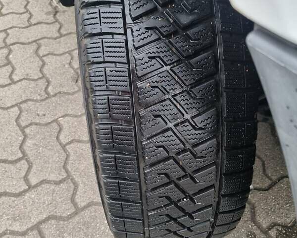 Белый Мерседес Sprinter, объемом двигателя 2.1 л и пробегом 127 тыс. км за 19999 $, фото 6 на Automoto.ua