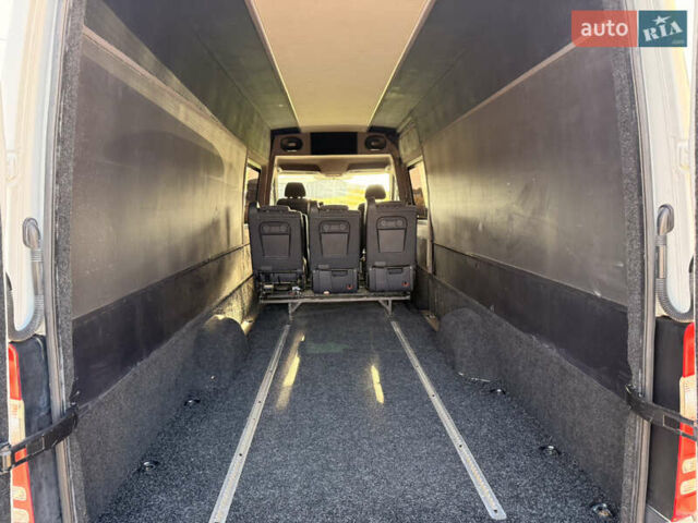 Белый Мерседес Sprinter, объемом двигателя 2.9 л и пробегом 365 тыс. км за 21000 $, фото 14 на Automoto.ua