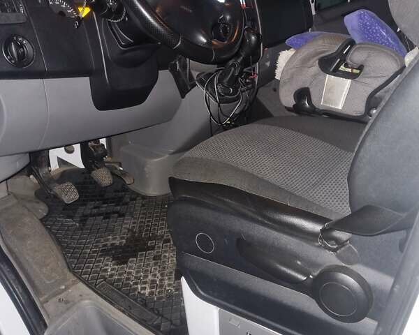 Белый Мерседес Sprinter, объемом двигателя 2.1 л и пробегом 127 тыс. км за 19999 $, фото 16 на Automoto.ua