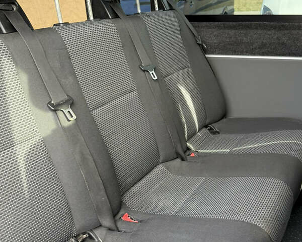 Белый Мерседес Sprinter, объемом двигателя 2.2 л и пробегом 247 тыс. км за 20800 $, фото 11 на Automoto.ua
