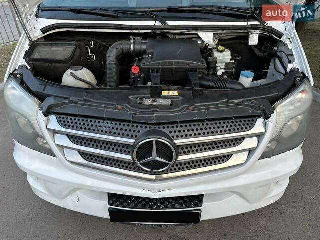 Белый Мерседес Sprinter, объемом двигателя 2.14 л и пробегом 665 тыс. км за 25000 $, фото 15 на Automoto.ua