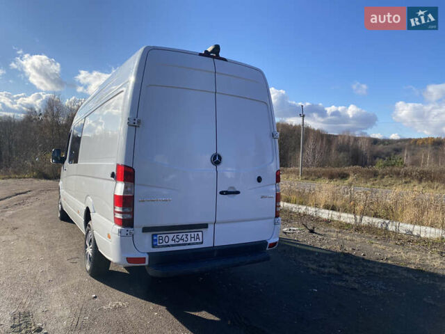 Белый Мерседес Sprinter, объемом двигателя 2.14 л и пробегом 440 тыс. км за 19700 $, фото 44 на Automoto.ua