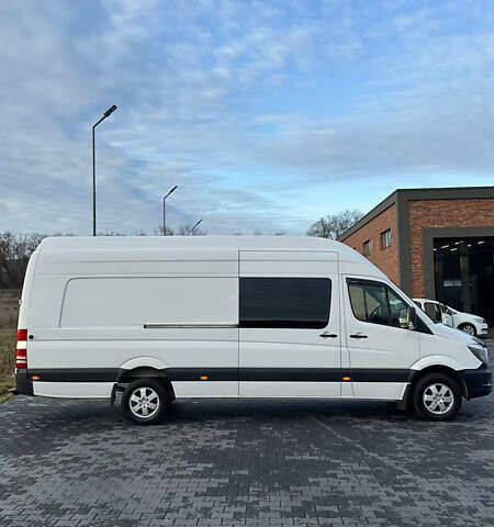 Білий Мерседес Sprinter, об'ємом двигуна 2.2 л та пробігом 430 тис. км за 23000 $, фото 5 на Automoto.ua