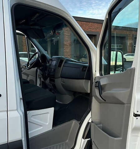 Білий Мерседес Sprinter, об'ємом двигуна 2.2 л та пробігом 430 тис. км за 23000 $, фото 13 на Automoto.ua
