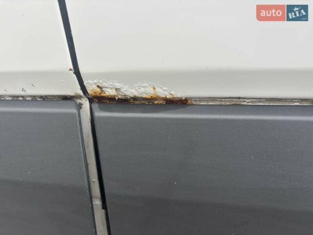 Белый Мерседес Sprinter, объемом двигателя 2.14 л и пробегом 510 тыс. км за 17900 $, фото 8 на Automoto.ua