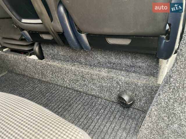 Белый Мерседес Sprinter, объемом двигателя 2.14 л и пробегом 440 тыс. км за 19700 $, фото 63 на Automoto.ua