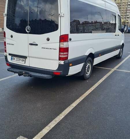 Білий Мерседес Sprinter, об'ємом двигуна 2.99 л та пробігом 810 тис. км за 26000 $, фото 12 на Automoto.ua