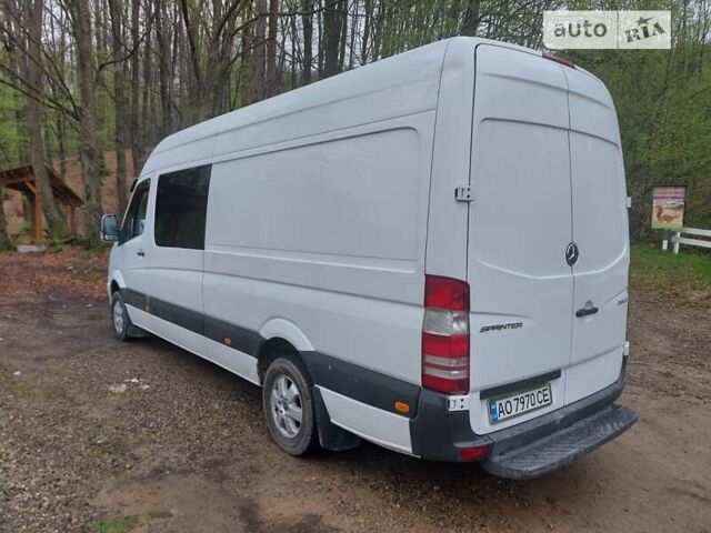 Белый Мерседес Sprinter, объемом двигателя 3 л и пробегом 600 тыс. км за 21500 $, фото 3 на Automoto.ua