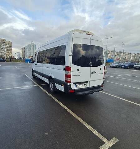 Білий Мерседес Sprinter, об'ємом двигуна 2.99 л та пробігом 810 тис. км за 26000 $, фото 7 на Automoto.ua