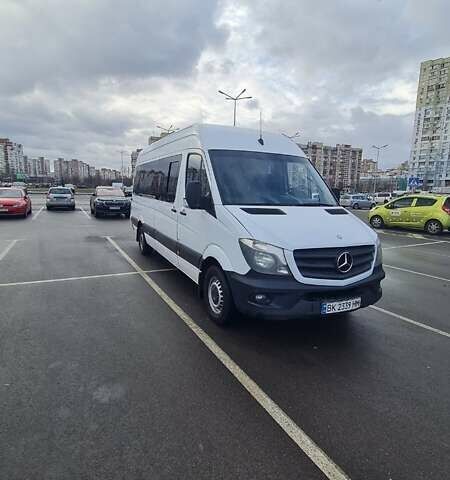 Білий Мерседес Sprinter, об'ємом двигуна 2.99 л та пробігом 810 тис. км за 26000 $, фото 1 на Automoto.ua