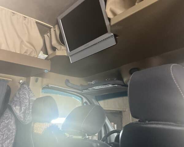 Білий Мерседес Sprinter, об'ємом двигуна 3 л та пробігом 670 тис. км за 26500 $, фото 1 на Automoto.ua