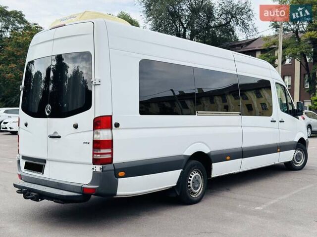 Білий Мерседес Sprinter, об'ємом двигуна 2.2 л та пробігом 680 тис. км за 23950 $, фото 22 на Automoto.ua