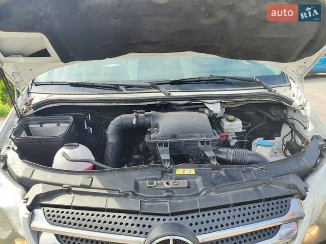 Белый Мерседес Sprinter, объемом двигателя 3.22 л и пробегом 450 тыс. км за 22000 $, фото 13 на Automoto.ua