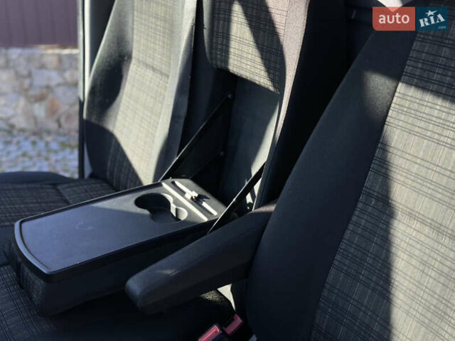 Белый Мерседес Sprinter, объемом двигателя 2.2 л и пробегом 260 тыс. км за 15800 $, фото 18 на Automoto.ua