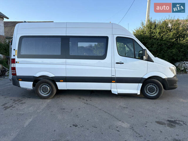 Белый Мерседес Sprinter, объемом двигателя 2.2 л и пробегом 342 тыс. км за 16900 $, фото 5 на Automoto.ua