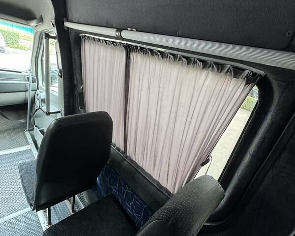 Білий Мерседес Sprinter, об'ємом двигуна 2.2 л та пробігом 680 тис. км за 23950 $, фото 50 на Automoto.ua