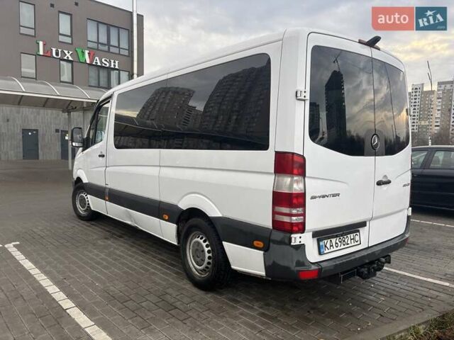 Белый Мерседес Sprinter, объемом двигателя 2.14 л и пробегом 510 тыс. км за 17900 $, фото 3 на Automoto.ua