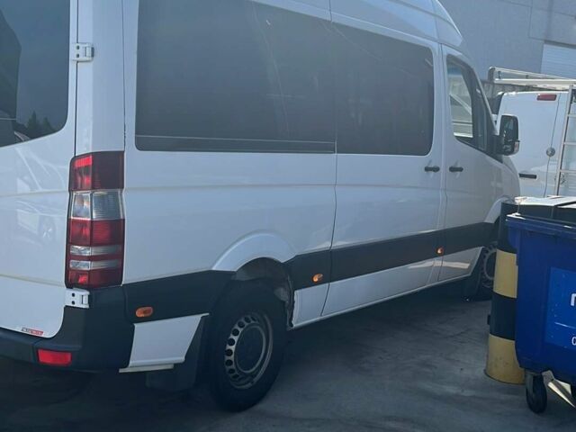 Білий Мерседес Sprinter, об'ємом двигуна 2.14 л та пробігом 450 тис. км за 23161 $, фото 1 на Automoto.ua