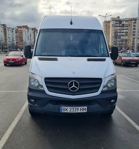 Білий Мерседес Sprinter, об'ємом двигуна 2.99 л та пробігом 810 тис. км за 26000 $, фото 16 на Automoto.ua