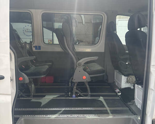 Белый Мерседес Sprinter, объемом двигателя 2.2 л и пробегом 541 тыс. км за 22300 $, фото 15 на Automoto.ua