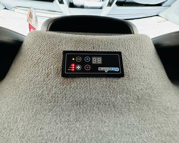 Білий Мерседес Sprinter, об'ємом двигуна 2.2 л та пробігом 680 тис. км за 23950 $, фото 45 на Automoto.ua