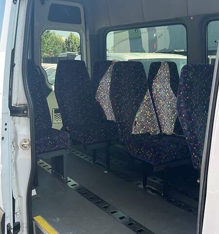 Білий Мерседес Sprinter, об'ємом двигуна 2.14 л та пробігом 450 тис. км за 23261 $, фото 2 на Automoto.ua