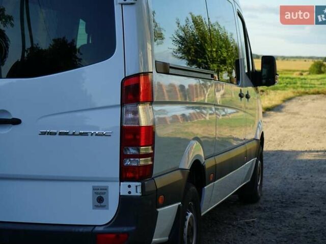 Мерседес Sprinter 2015 у Луцьку на Automoto.ua Білий Мерседес Sprinter, об'ємом двигуна 2.2 л та пробігом 320 тис. км за 20495 $, фото 9 на Automoto.ua