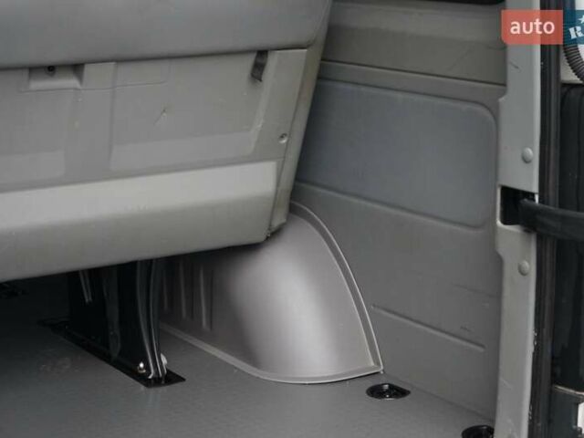 Белый Мерседес Sprinter, объемом двигателя 2.14 л и пробегом 320 тыс. км за 18595 $, фото 22 на Automoto.ua