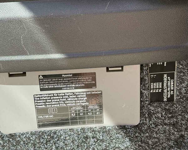 Білий Мерседес Sprinter, об'ємом двигуна 3 л та пробігом 526 тис. км за 47500 $, фото 28 на Automoto.ua