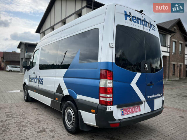Белый Мерседес Sprinter, объемом двигателя 0 л и пробегом 280 тыс. км за 18700 $, фото 3 на Automoto.ua