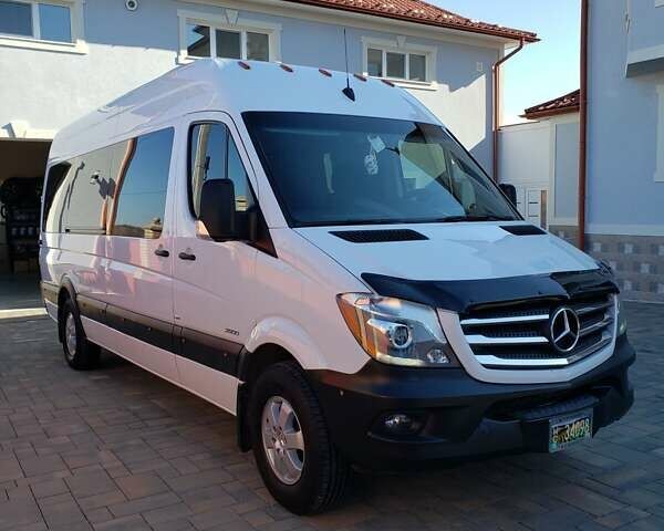 Белый Мерседес Sprinter, объемом двигателя 0 л и пробегом 48 тыс. км за 57000 $, фото 9 на Automoto.ua
