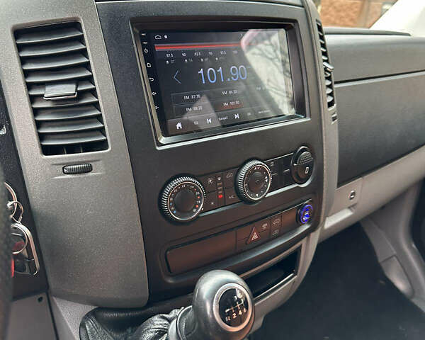 Білий Мерседес Sprinter, об'ємом двигуна 2.14 л та пробігом 736 тис. км за 38700 $, фото 9 на Automoto.ua