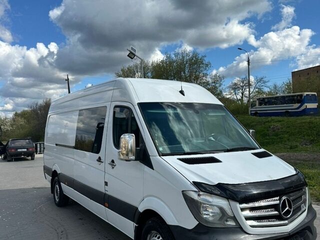 Белый Мерседес Sprinter, объемом двигателя 2.2 л и пробегом 480 тыс. км за 21500 $, фото 1 на Automoto.ua