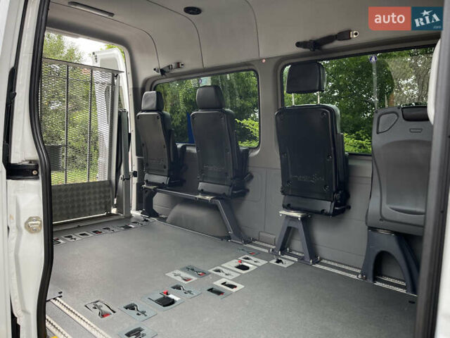 Белый Мерседес Sprinter, объемом двигателя 0 л и пробегом 280 тыс. км за 18700 $, фото 8 на Automoto.ua