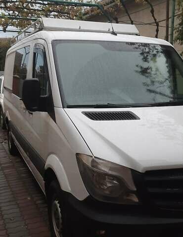 Белый Мерседес Sprinter, объемом двигателя 2.1 л и пробегом 195 тыс. км за 22000 $, фото 9 на Automoto.ua