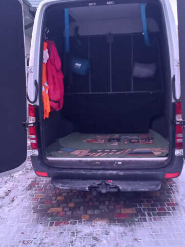 Белый Мерседес Sprinter, объемом двигателя 2.14 л и пробегом 452 тыс. км за 23999 $, фото 8 на Automoto.ua