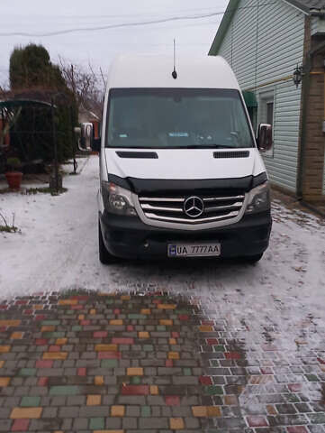 Белый Мерседес Sprinter, объемом двигателя 2.14 л и пробегом 452 тыс. км за 23999 $, фото 4 на Automoto.ua