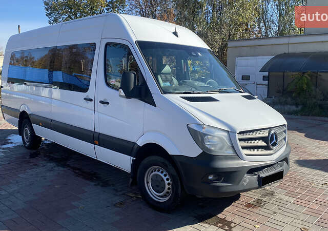 Мерседес Sprinter 2015 в Запорожье на Automoto.ua Белый Мерседес Sprinter, объемом двигателя 2.2 л и пробегом 800 тыс. км за 22499 $, фото 1 на Automoto.ua