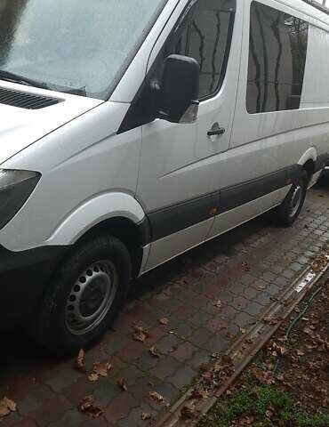 Белый Мерседес Sprinter, объемом двигателя 2.1 л и пробегом 195 тыс. км за 22000 $, фото 4 на Automoto.ua