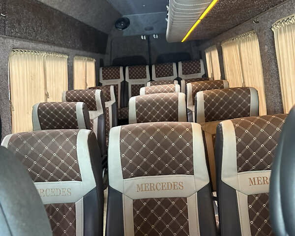 Білий Мерседес Sprinter, об'ємом двигуна 2.14 л та пробігом 736 тис. км за 38700 $, фото 16 на Automoto.ua