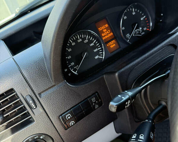 Білий Мерседес Sprinter, об'ємом двигуна 3 л та пробігом 526 тис. км за 47500 $, фото 16 на Automoto.ua