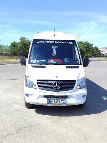 Білий Мерседес Sprinter, об'ємом двигуна 2.9 л та пробігом 333 тис. км за 57000 $, фото 1 на Automoto.ua