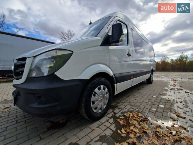Белый Мерседес Sprinter, объемом двигателя 0 л и пробегом 870 тыс. км за 19000 $, фото 8 на Automoto.ua