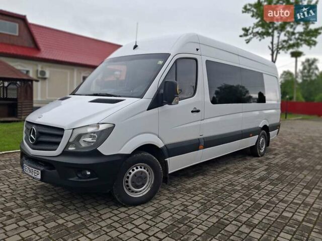 Белый Мерседес Sprinter, объемом двигателя 3 л и пробегом 430 тыс. км за 30506 $, фото 2 на Automoto.ua