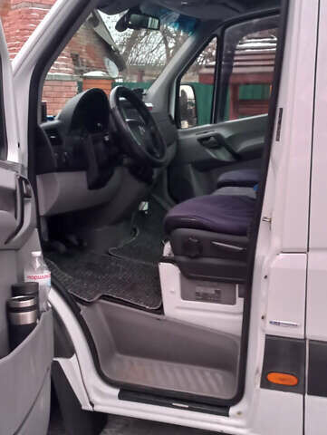 Белый Мерседес Sprinter, объемом двигателя 2.14 л и пробегом 452 тыс. км за 23999 $, фото 6 на Automoto.ua
