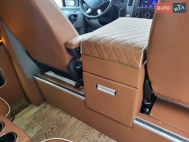 Белый Мерседес Sprinter, объемом двигателя 0 л и пробегом 410 тыс. км за 39000 $, фото 16 на Automoto.ua