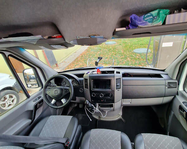 Белый Мерседес Sprinter, объемом двигателя 0 л и пробегом 870 тыс. км за 19000 $, фото 17 на Automoto.ua